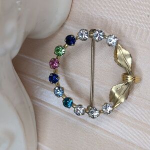 Vintage 60s Krementz Wreath Mini Brooch Colorful Rhinestone Mid Century Modern